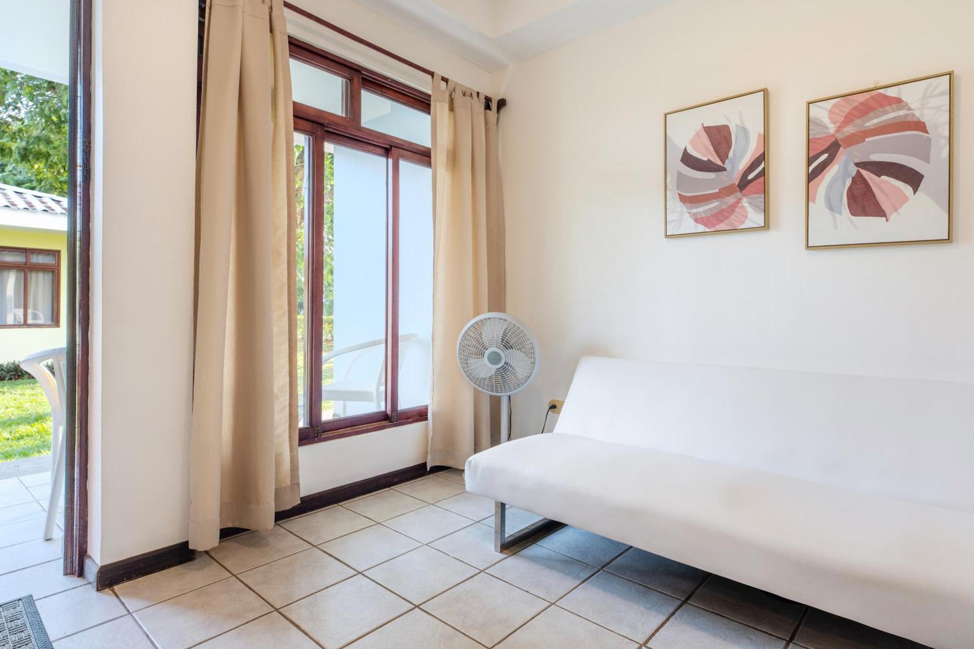 Hotel & Villas Tangeri Jaco Exterior photo
